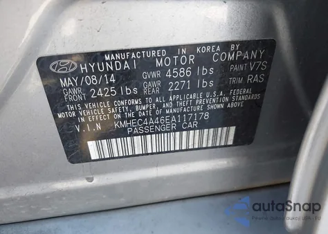 2014 Hyundai Sonata Hybrid z USA, uszkodzony, nr VIN KMHEC4A46EA117178